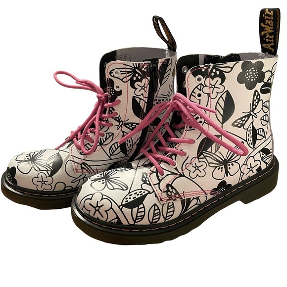 Dr. Martens Kids Black and White Floral Boots with Pink Accents Size US 3 NWOT - Picture 2 of 7